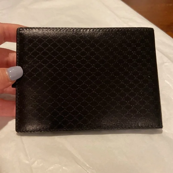 Vintage Gucci Bi-Fold Wallet Micro GG Pattern